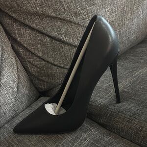 Elegant Black Stiletto Heels